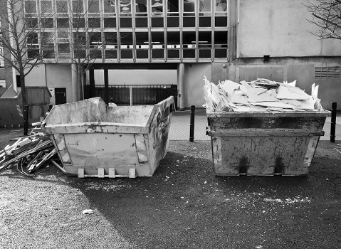 Waste collection services in Gunnersbury